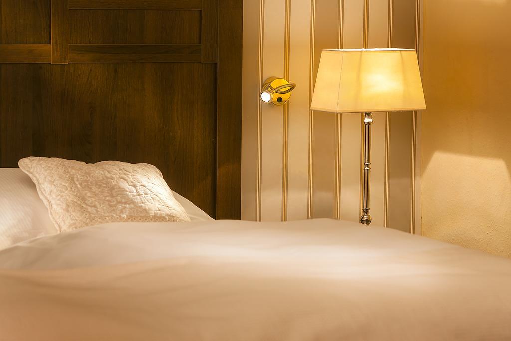 טראבן-טרארבאך Boutique-Hotel Moseltor מראה חיצוני תמונה